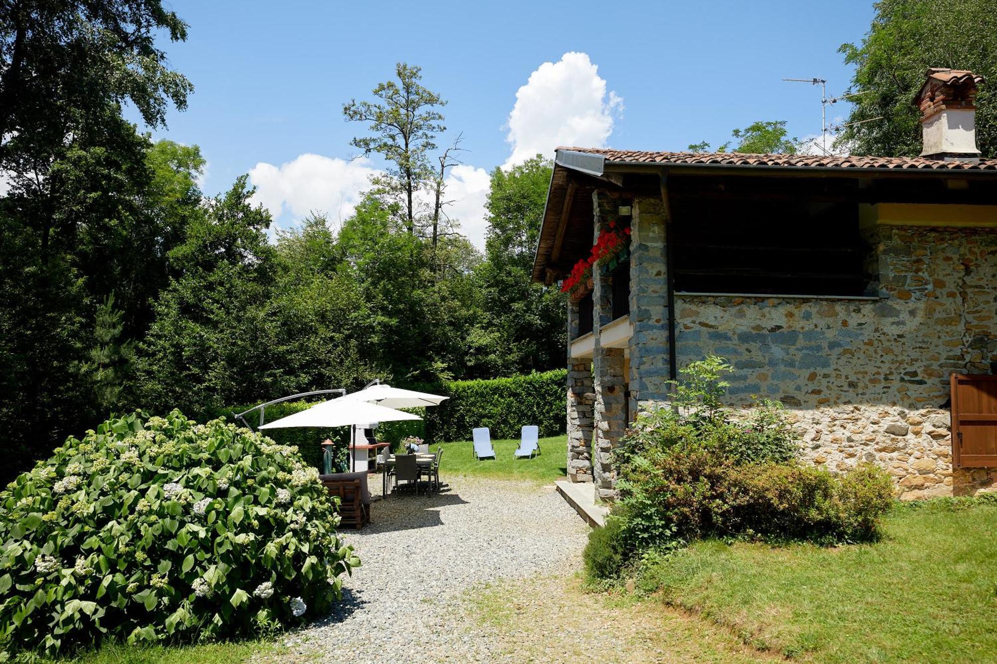 Villetta Con Giardino ⭑⭑⭑⭑⭑ - Wifi, Dogs Allowed Биела Екстериор снимка