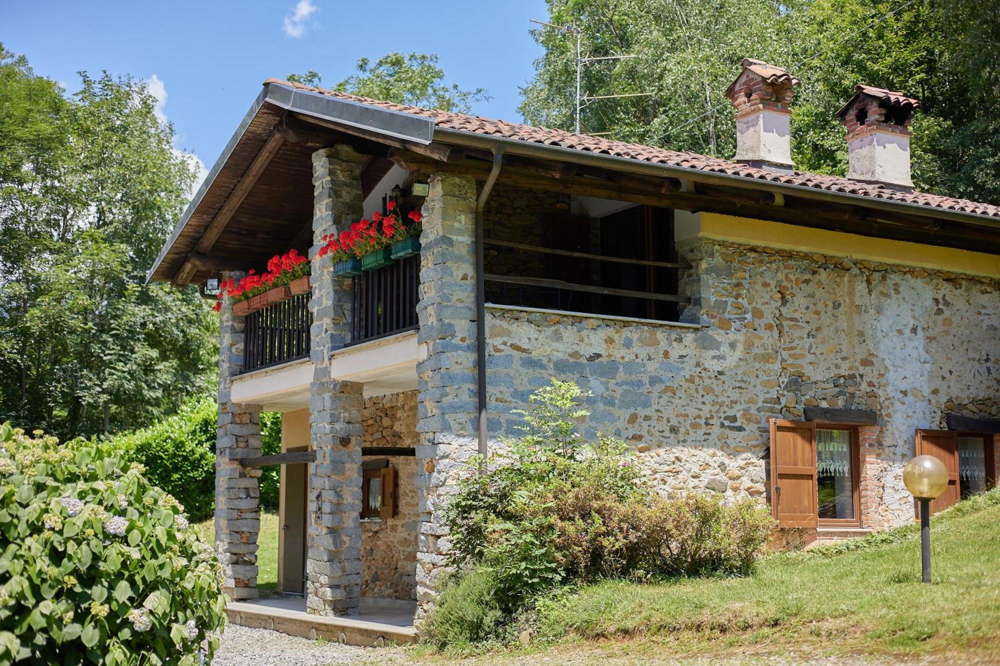 Villetta Con Giardino ⭑⭑⭑⭑⭑ - Wifi, Dogs Allowed Биела Екстериор снимка