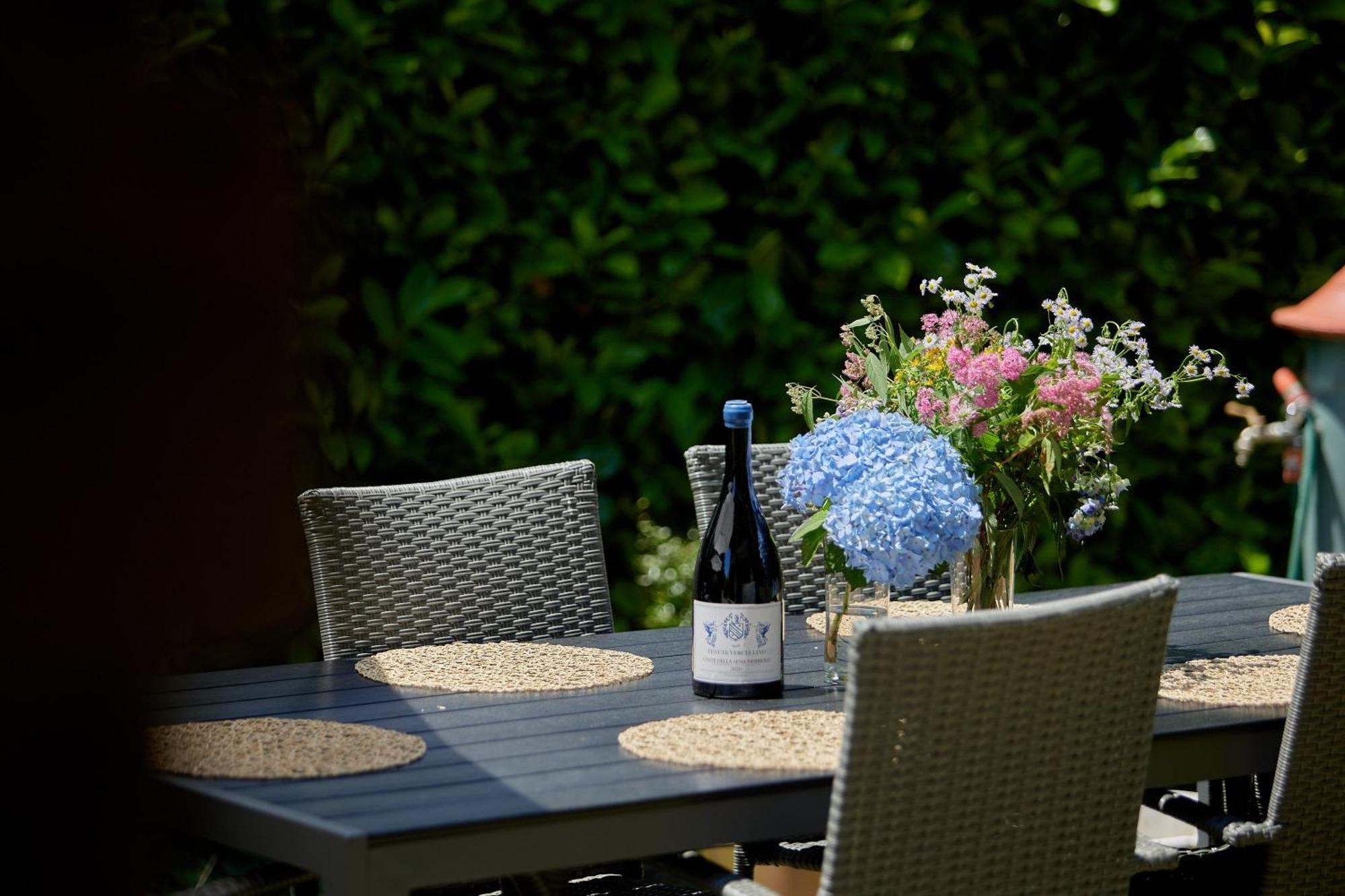 Villetta Con Giardino ⭑⭑⭑⭑⭑ - Wifi, Dogs Allowed Биела Екстериор снимка